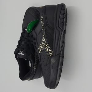 Diadora sneakers 50% off. Offer Me Half Off Listed Price